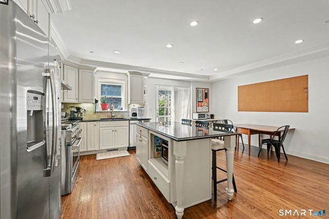 70 Riverdale Avenue 803, Greenwich, CT 06831
