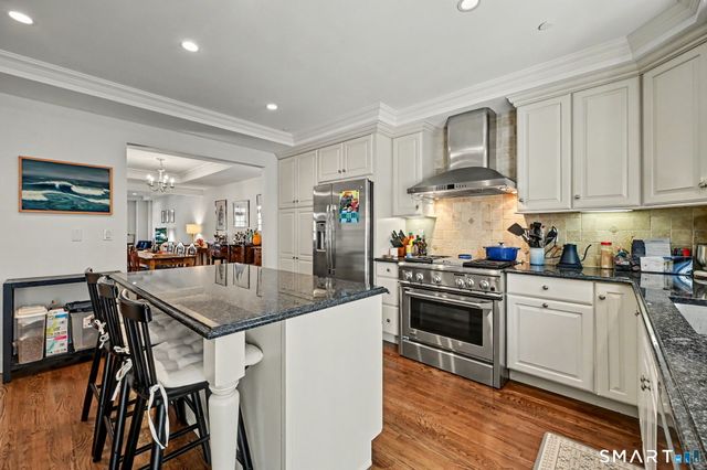 70 Riverdale Avenue 803, Greenwich, CT 06831