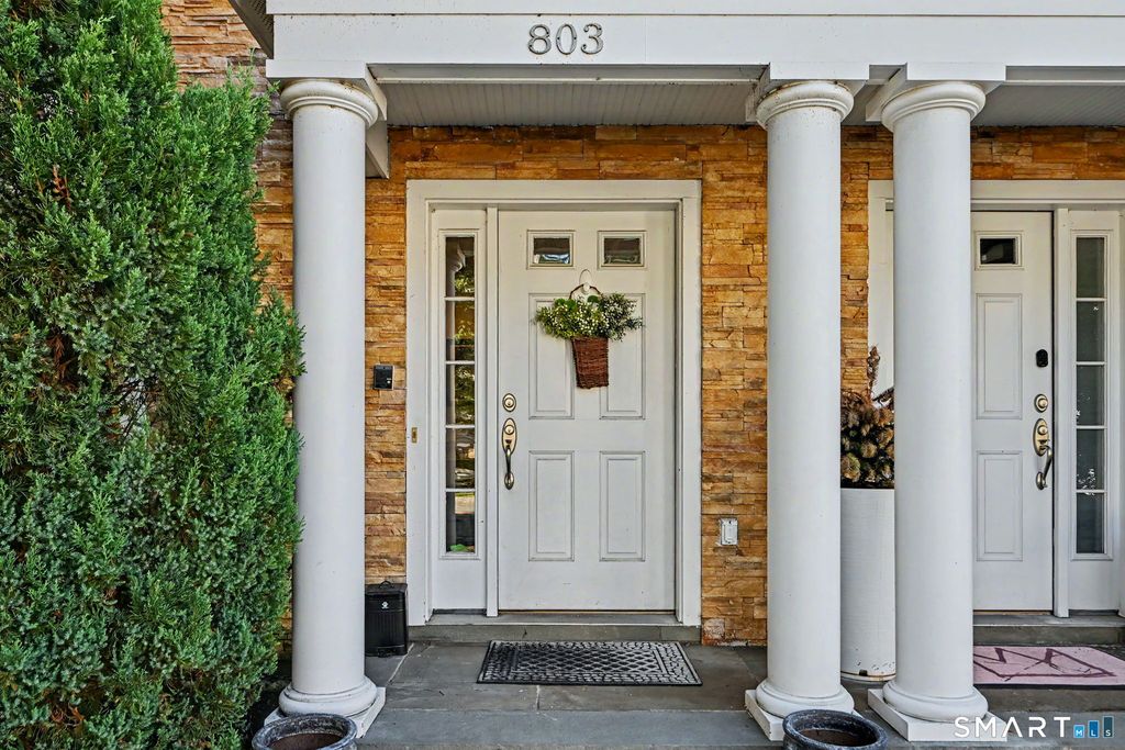 70 Riverdale Avenue 803, Greenwich, CT 06831