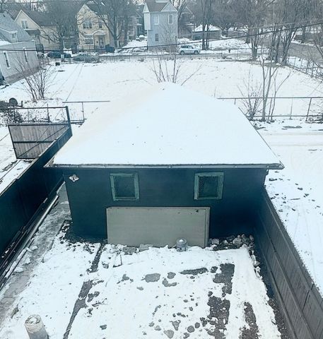 6004 S Carpenter Street, Chicago, IL 60621