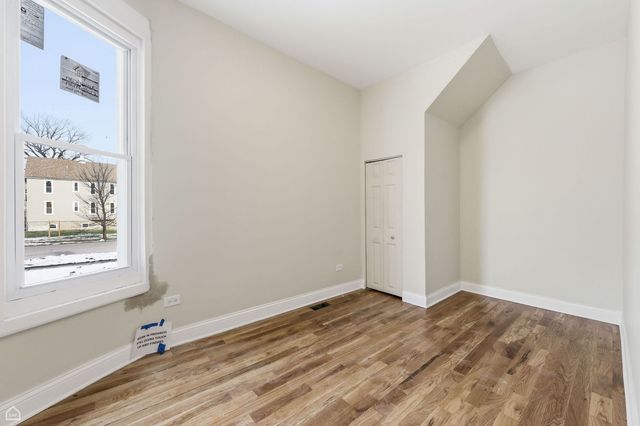 6004 S Carpenter Street, Chicago, IL 60621