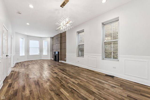 6004 S Carpenter Street, Chicago, IL 60621