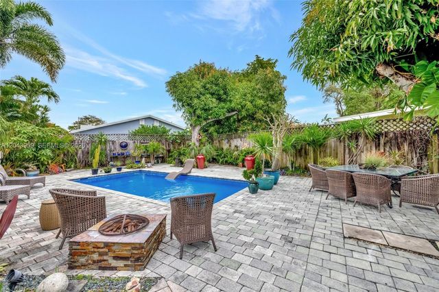 1401 NE 33rd St, Oakland Park, FL 33334
