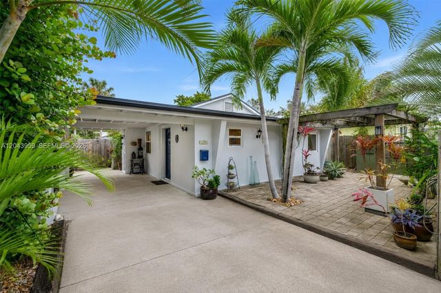 1401 NE 33rd St, Oakland Park, FL 33334