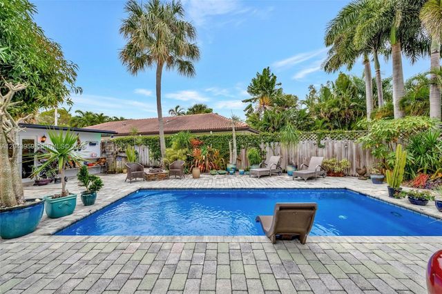 1401 NE 33rd St, Oakland Park, FL 33334