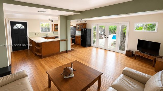 1401 NE 33rd St, Oakland Park, FL 33334