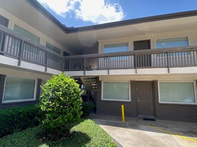 4701 Bell Street 10, Houston, TX 77023