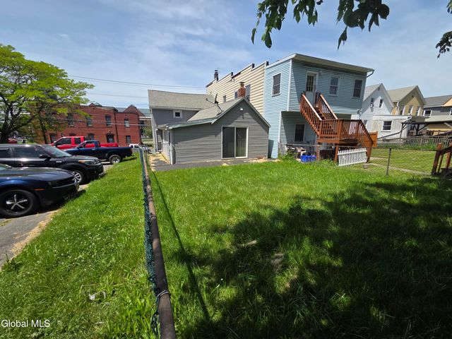 512 East Street, Rensselaer, NY 12144