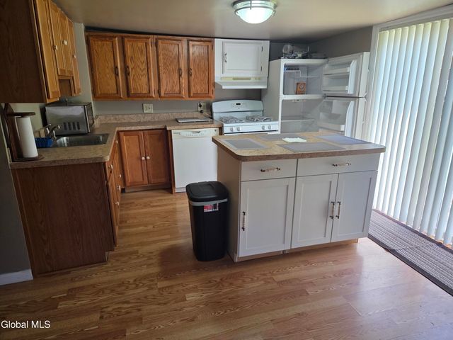 512 East Street, Rensselaer, NY 12144