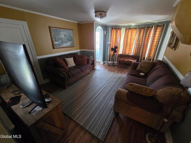 512 East Street, Rensselaer, NY 12144