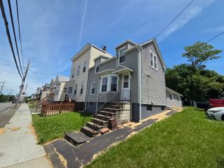 512 East Street, Rensselaer, NY 12144