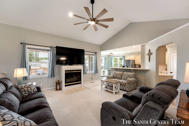 4007 Meadow Lane, Muskegon, MI 49444