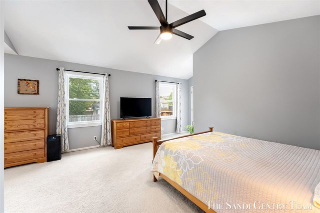 4007 Meadow Lane, Muskegon, MI 49444