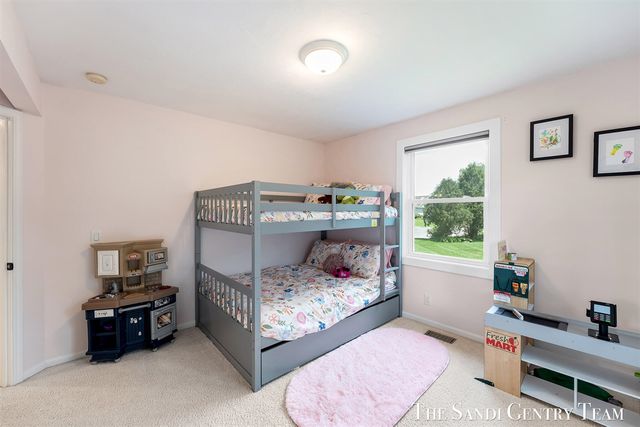 4007 Meadow Lane, Muskegon, MI 49444