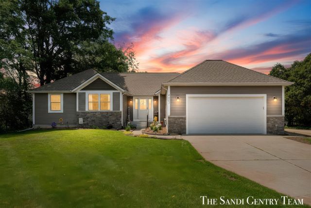 4007 Meadow Lane, Muskegon, MI 49444