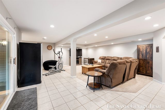 4007 Meadow Lane, Muskegon, MI 49444