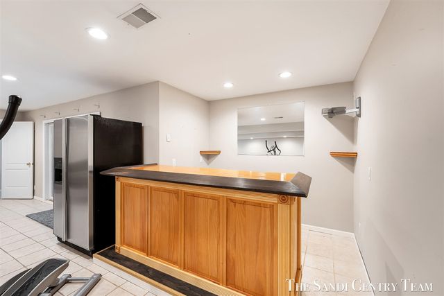 4007 Meadow Lane, Muskegon, MI 49444