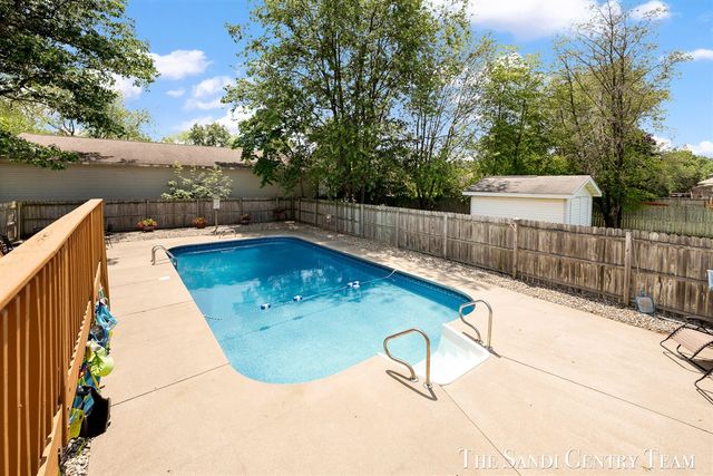 4007 Meadow Lane, Muskegon, MI 49444
