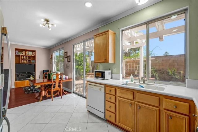 13692 Eastbridge Street, Westminster, CA 92683