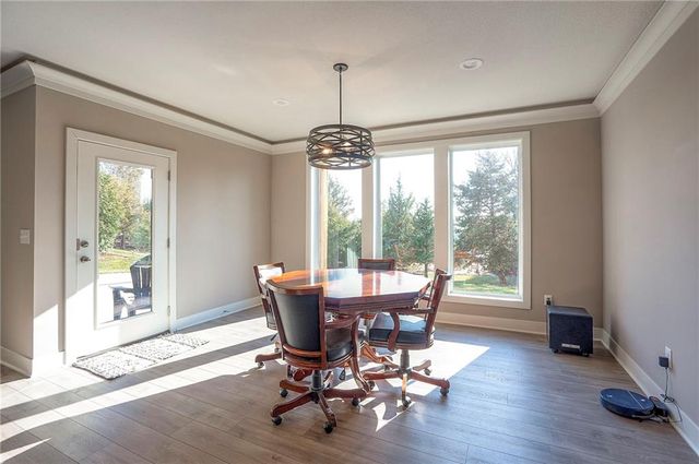 26089 W 96 Street, Lenexa, KS 66227