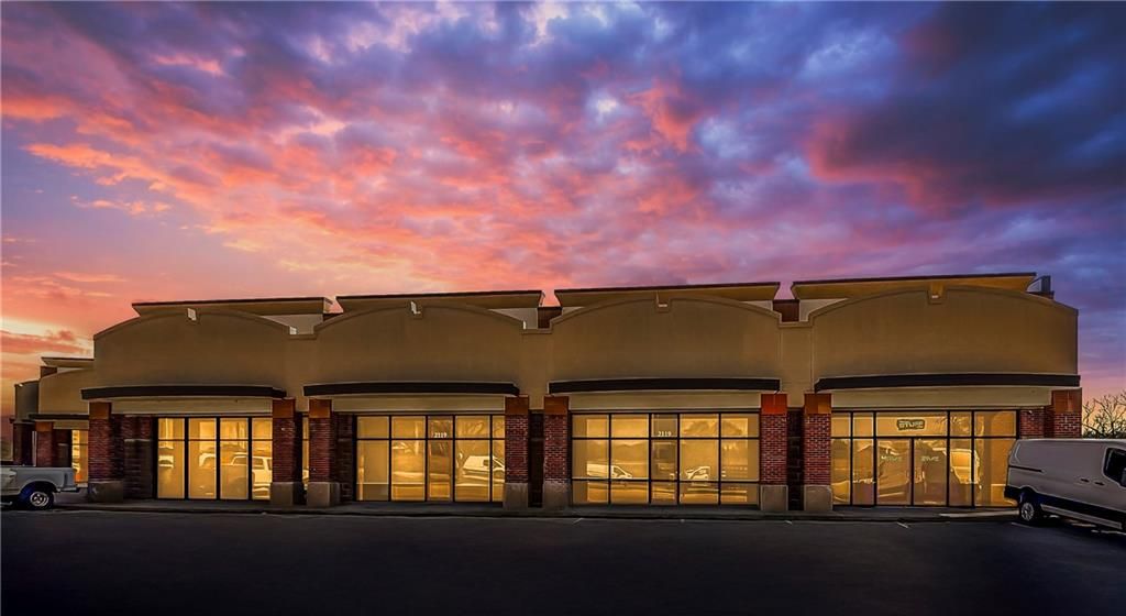 124 Fairlane Drive, Louisburg, KS 66053