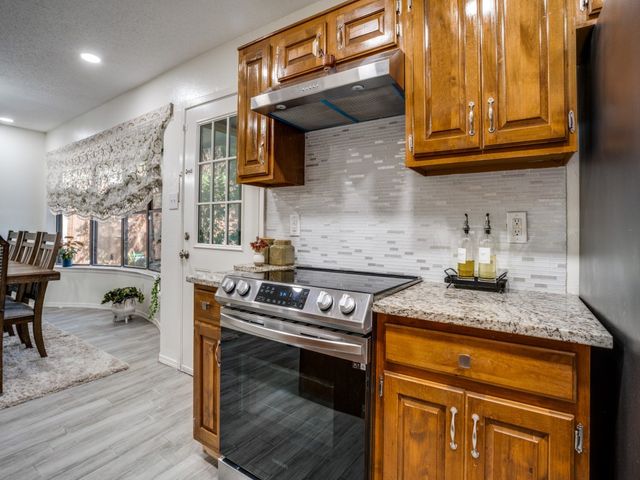 712 Middle Cove Drive, Plano, TX 75023