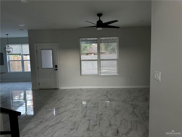 5316 N Crown Point, Pharr, TX 78577