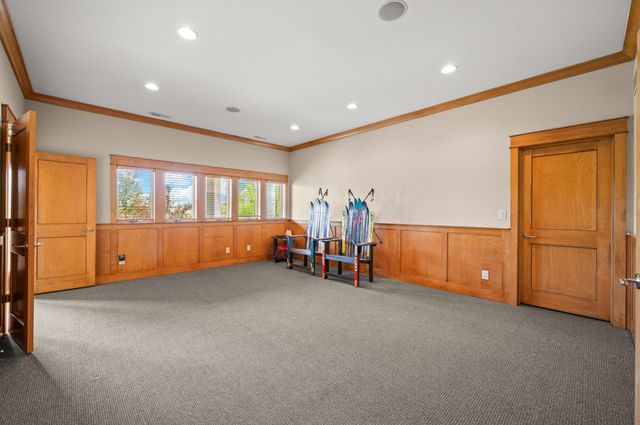 101 Lighthouse Dunes Path, St. Joseph, MI 49085