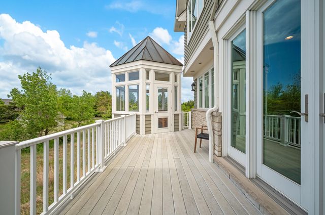 101 Lighthouse Dunes Path, St. Joseph, MI 49085