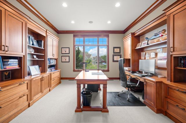 101 Lighthouse Dunes Path, St. Joseph, MI 49085