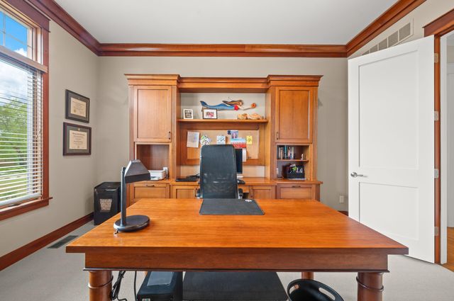 101 Lighthouse Dunes Path, St. Joseph, MI 49085