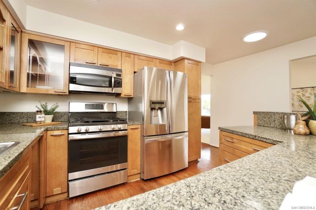 10696 Gabacho Drive, San Diego, CA 92124