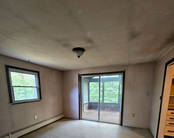 30 Patricia Court, Ledyard, CT 06335