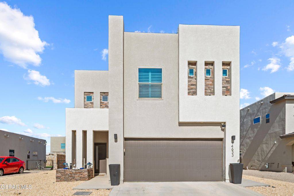 14633 CIAMBRIELLO Avenue, El Paso, TX 79938