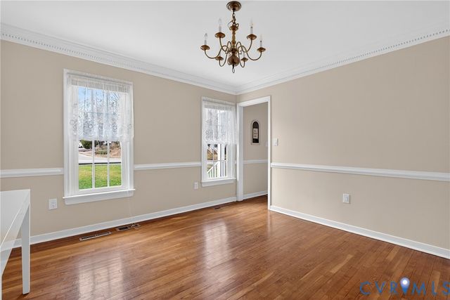 347 Rossmere Dr, Midlothian, VA 23114