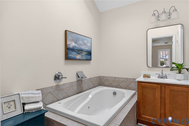 347 Rossmere Dr, Midlothian, VA 23114