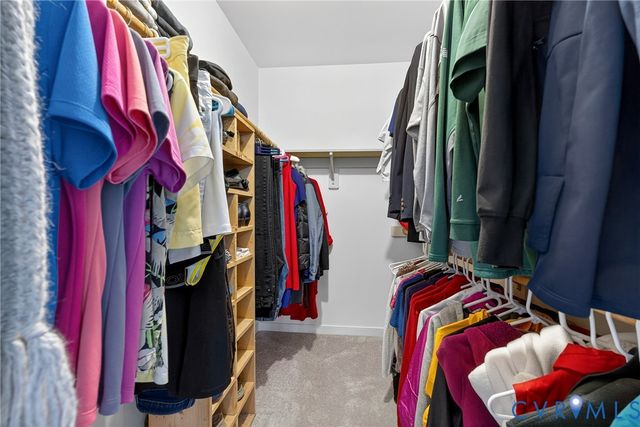 347 Rossmere Dr, Midlothian, VA 23114