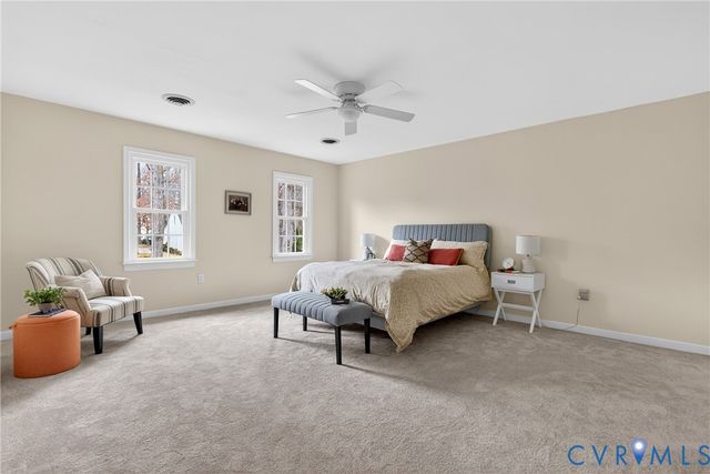 347 Rossmere Dr, Midlothian, VA 23114