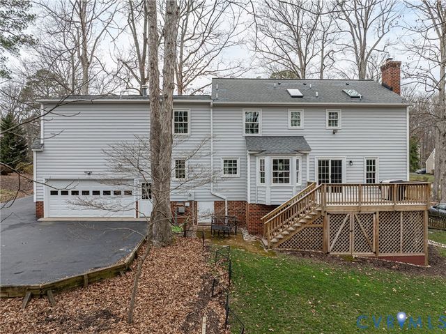 347 Rossmere Dr, Midlothian, VA 23114