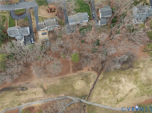 347 Rossmere Dr, Midlothian, VA 23114