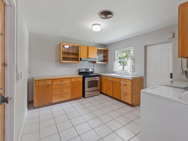 2100 MCKINLEY STREET, Clearwater, FL 33765