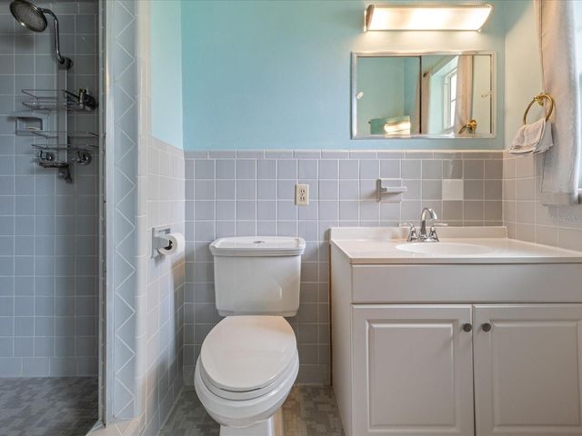 2100 MCKINLEY STREET, Clearwater, FL 33765