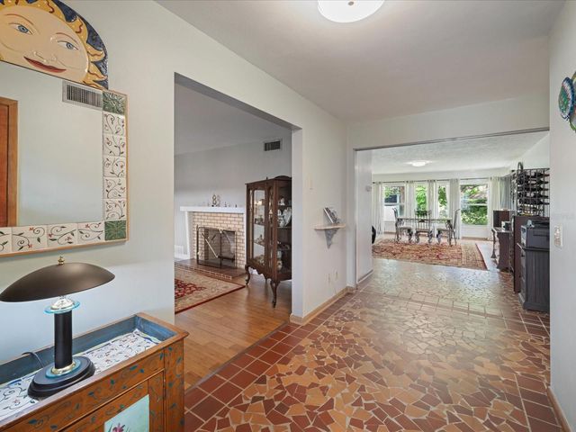 2100 MCKINLEY STREET, Clearwater, FL 33765