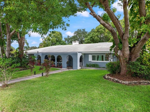 2100 MCKINLEY STREET, Clearwater, FL 33765