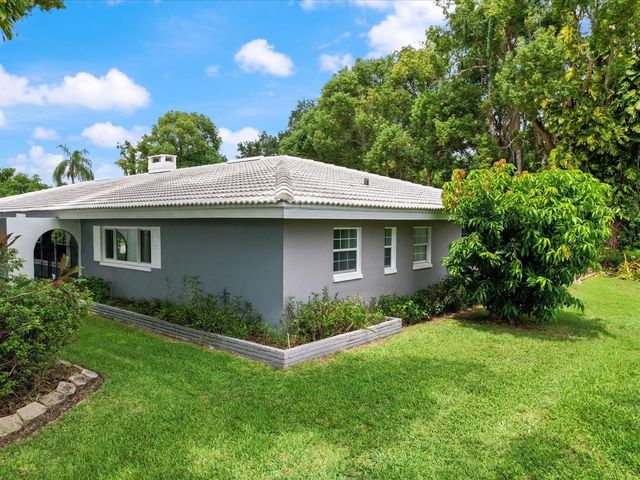 2100 MCKINLEY STREET, Clearwater, FL 33765