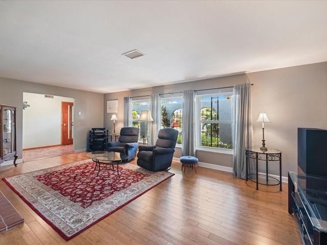 2100 MCKINLEY STREET, Clearwater, FL 33765