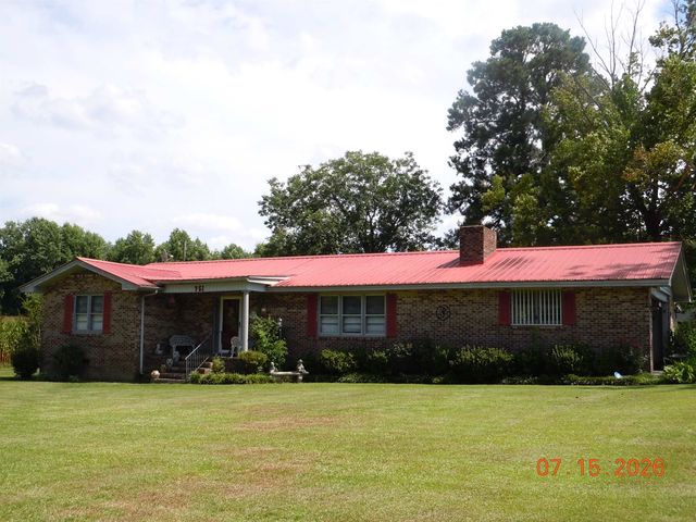751 New Life Church Rd., Tabor City, NC 28463