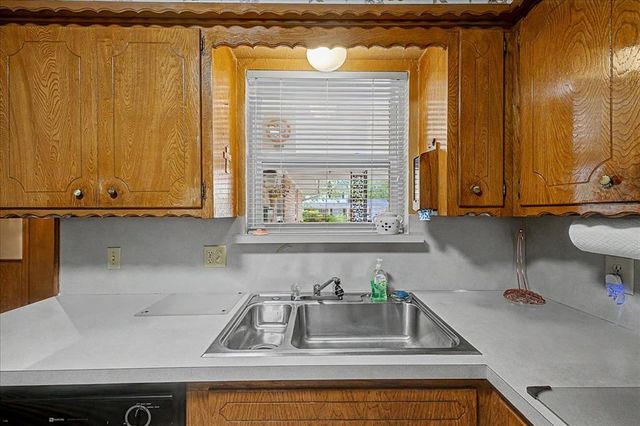 6420 S Harvey Place, Oklahoma City, OK 73139