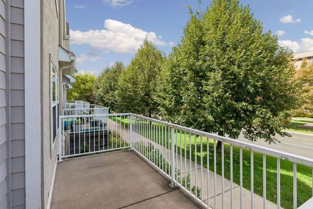 2107 Cedar Grove Trail 104, Eagan, MN 55122