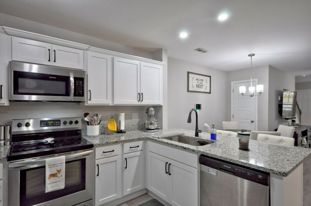 645 Stowe Ct Unit L, Clarksville, TN 37040